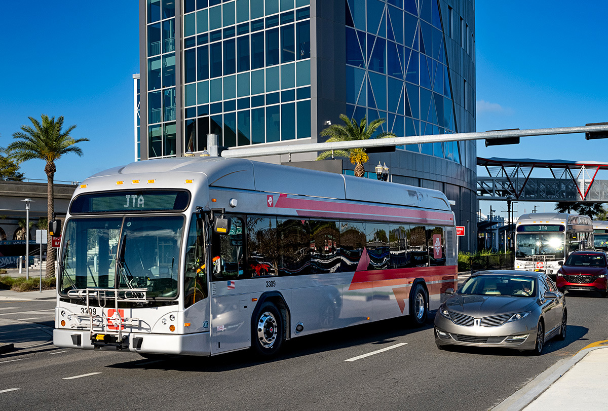 fixed-route-bus-mfnews.jpg